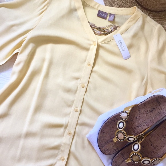 Chico's Tops - NWT Chico’s ruffle sleeve blouse yellow cream